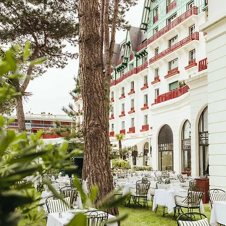 Barriere L'hermitage فندق