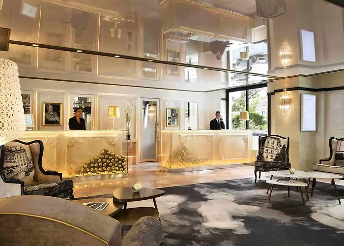 Barrière L'hermitage 5*