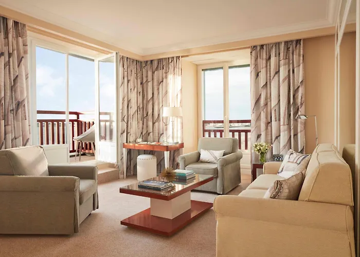 Hotel Barrière L'hermitage 5*