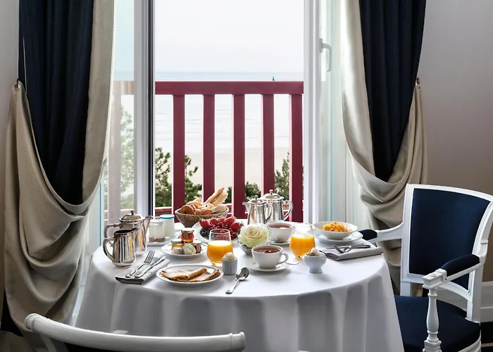 Barrière L'hermitage Hotel