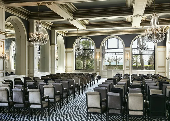 Barrière L'hermitage Hotel 5*