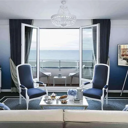 Barriere L'hermitage Ξενοδοχείο 5*