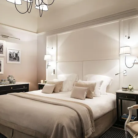 Barriere L'hermitage Hotell