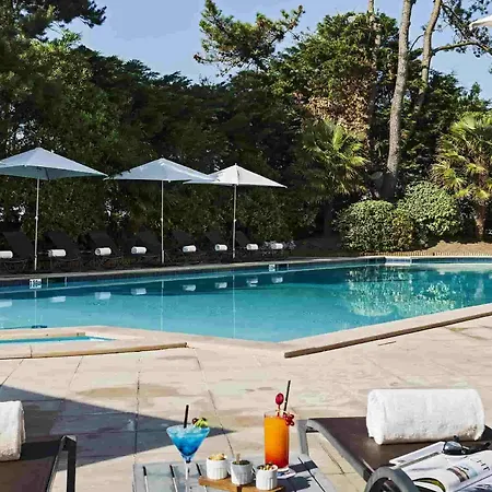 Hotell Barriere L'hermitage 5*