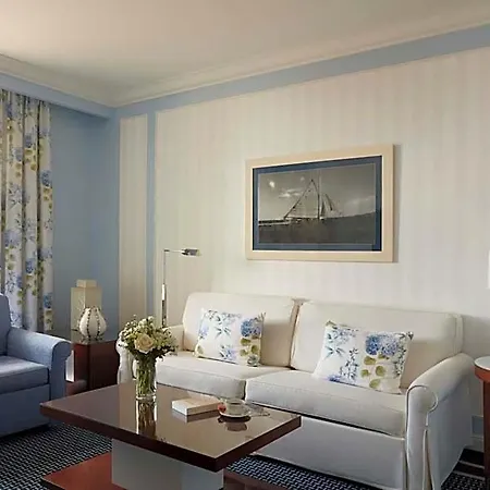 Barriere L'hermitage Hotel