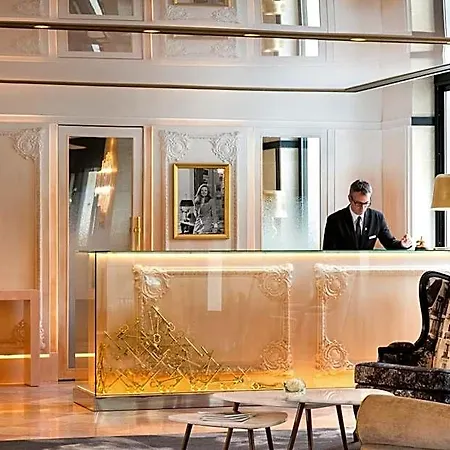 Barriere L'hermitage Hotel
