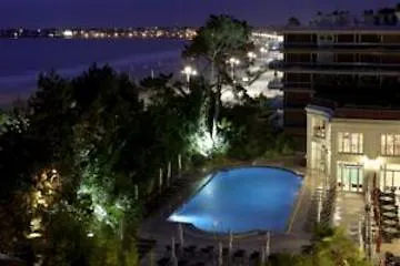 Barriere L'hermitage Hotel