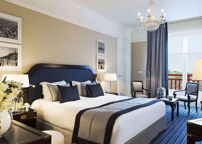 Barriere L'hermitage 호텔