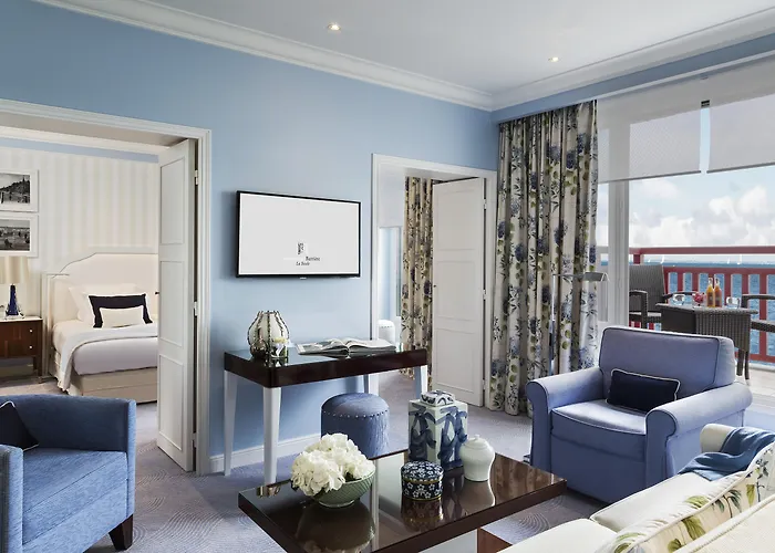 호텔 Barriere L'hermitage 5*