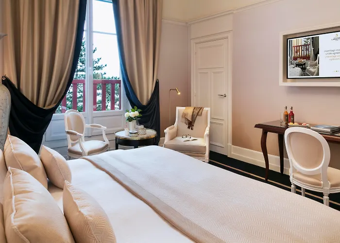 호텔 Barriere L'hermitage