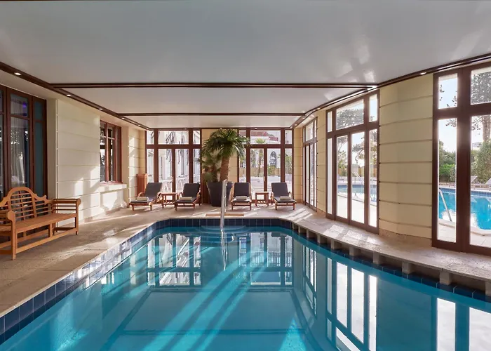 酒店 埃米塔日吕西安巴里亚酒店 La Baule